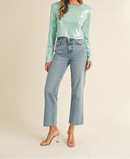 df93fd72-d9a4-48e6-a081-1c0f3bb87254-Max